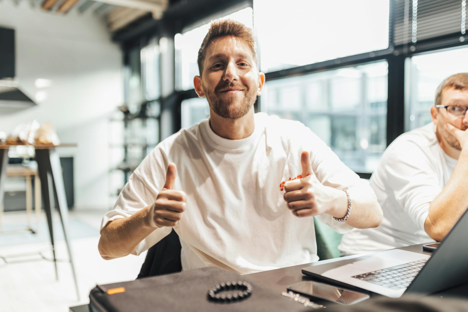 Wat zijn de voordelen van een onafhankelijk MJOP?